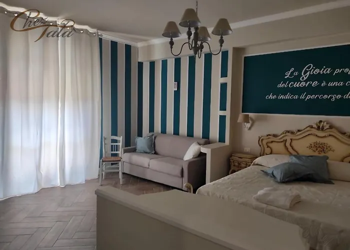 Alojamento de Acomodação e Pequeno-almoço Chez Tata' - Scé Tatà Rossano Stazione