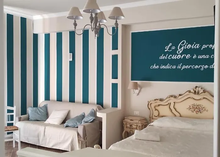 Alojamento de Acomodação e Pequeno-almoço Chez Tata' - Scé Tatà Rossano Stazione