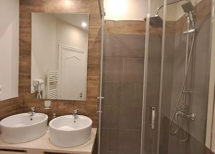 Alojamento de Acomodação e Pequeno-almoço Chez Tata' - Scé Tatà